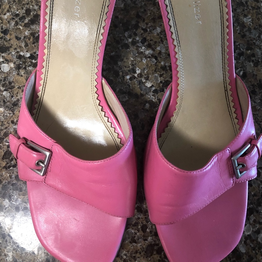 Naturalizer Sandals